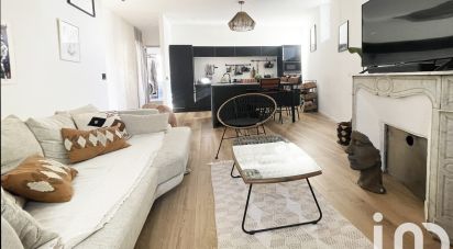 Apartment 3 rooms of 65 m² in Toulon (83000)