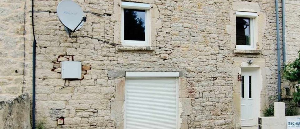 Maison de ville 4 pièces de 97 m² à LAISSAC (12310)