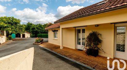 Maison 6 pièces de 193 m² à Saint-Astier (24110)