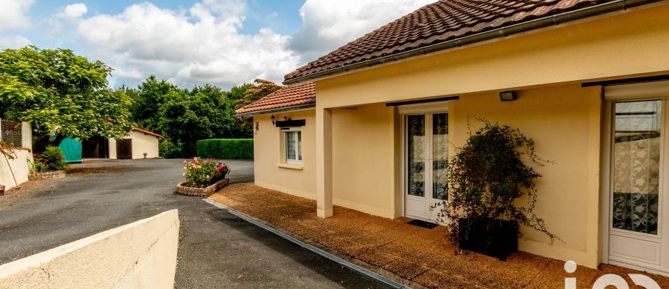 Maison 6 pièces de 193 m² à Saint-Astier (24110)