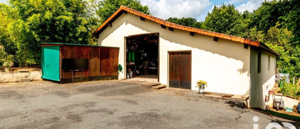 Maison 6 pièces de 193 m² à Saint-Astier (24110)