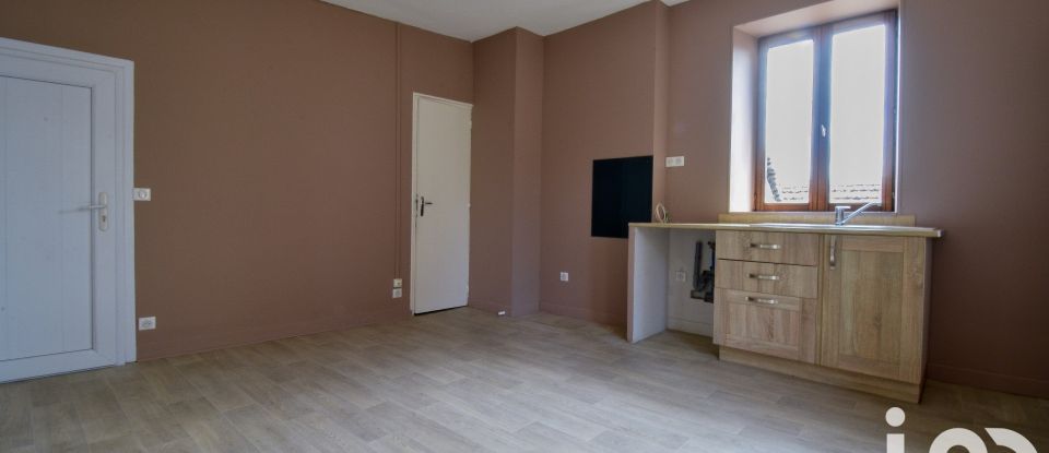 Building in Donnemarie-Dontilly (77520) of 97 m²