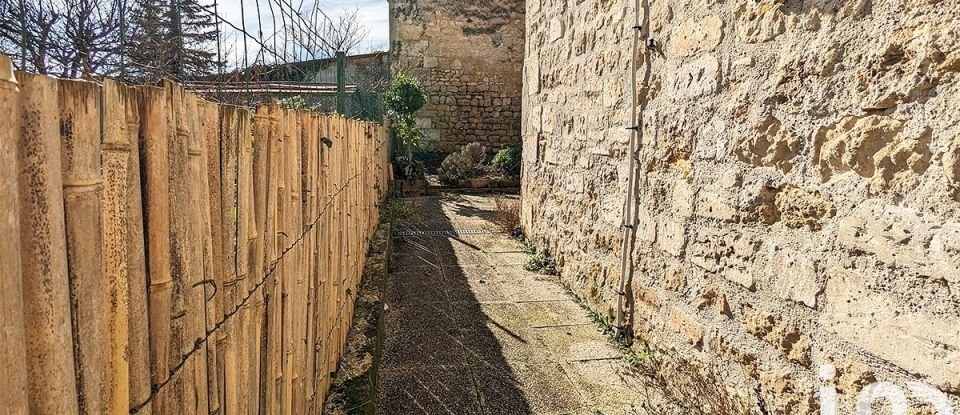 Maison 4 pièces de 92 m² à Gond-Pontouvre (16160)