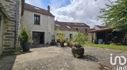 Village house 6 rooms of 200 m² in Saint-Pierre-lès-Nemours (77140)