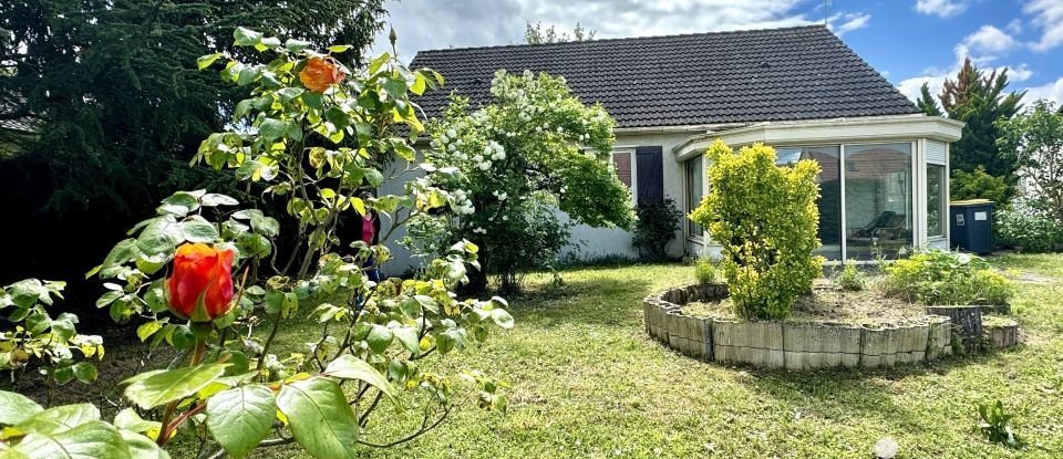 Pavillon 5 pièces de 98 m² à Villeblevin (89340)