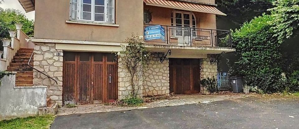 Maison 9 pièces de 206 m² à Vivonne (86370)