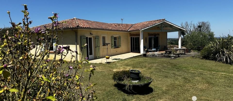 Country house 6 rooms of 143 m² in Ponsampère (32300)