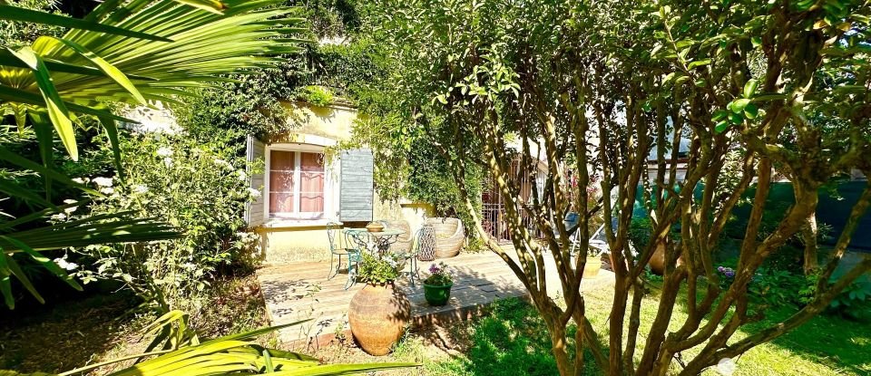 Traditional house 6 rooms of 157 m² in La Môle (83310)