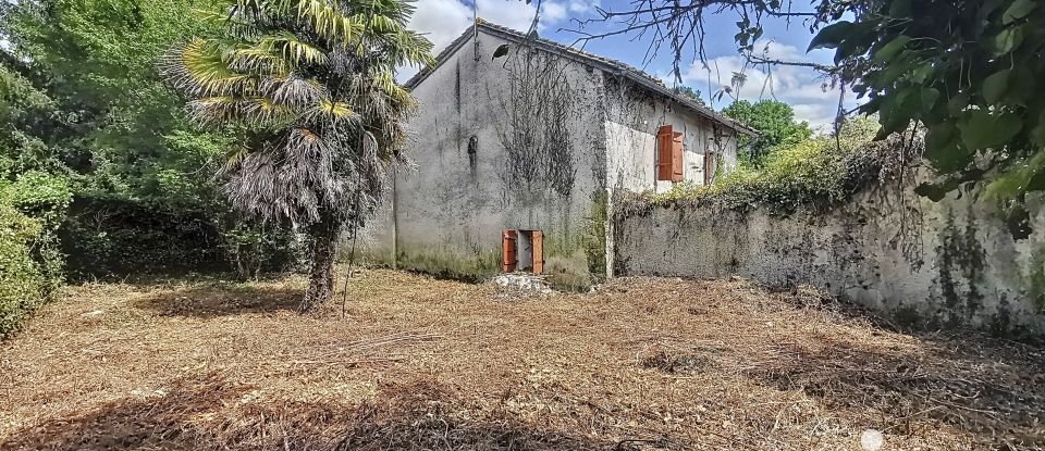 Maison 5 pièces de 109 m² à Feuillade (16380)