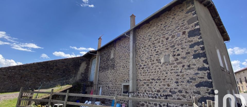 Ferme 2 pièces de 219 m² à Cussac-sur-Loire (43370)