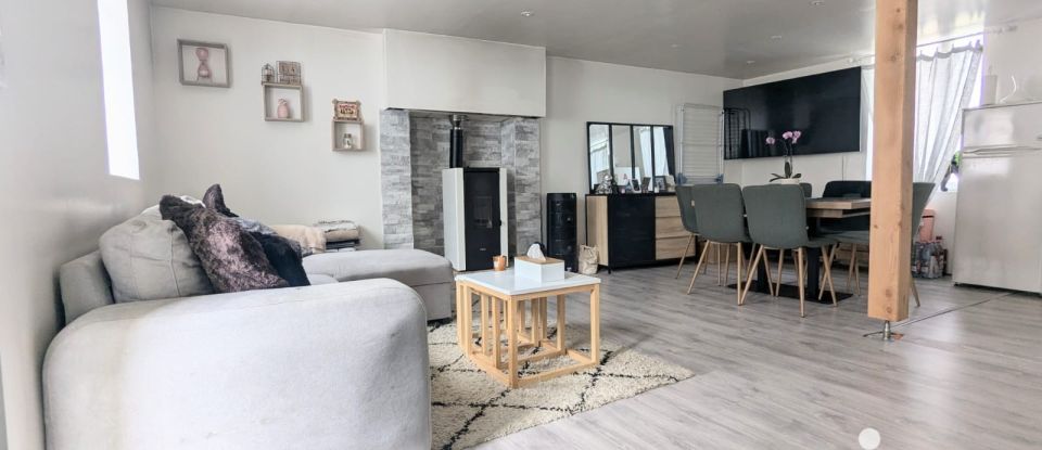 Maison 3 pièces de 85 m² à Saint-Vaury (23320)