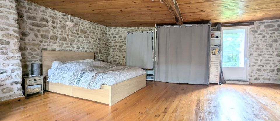 Maison 3 pièces de 85 m² à Saint-Vaury (23320)