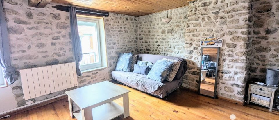 Maison 3 pièces de 85 m² à Saint-Vaury (23320)