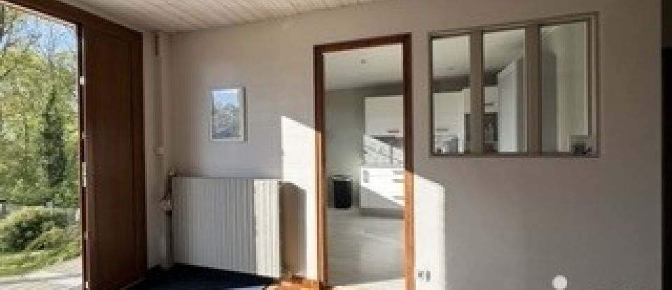 House 6 rooms of 160 m² in Droue-sur-Drouette (28230)