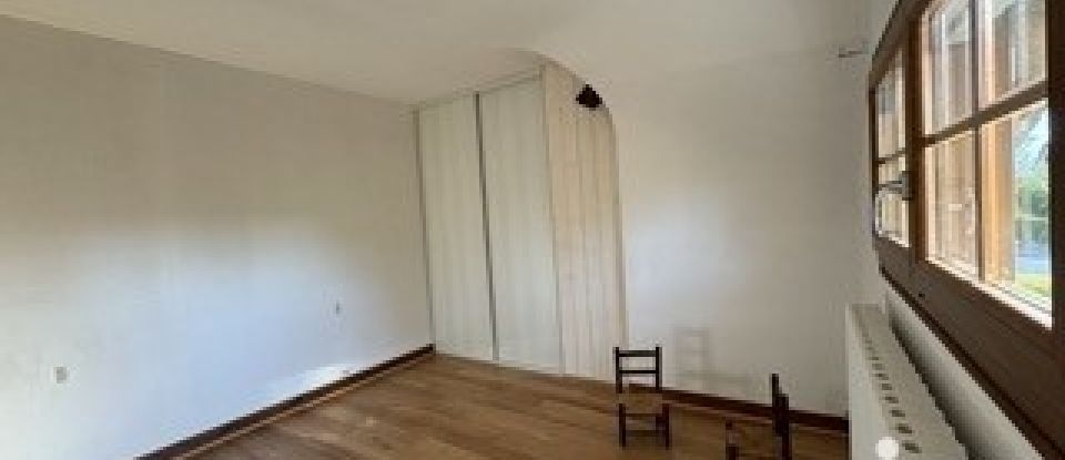 House 6 rooms of 160 m² in Droue-sur-Drouette (28230)