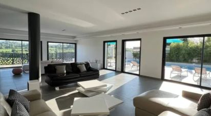 Architect house 8 rooms of 480 m² in Saint-Pons-de-Mauchiens (34230)