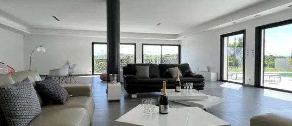 Architect house 8 rooms of 480 m² in Saint-Pons-de-Mauchiens (34230)