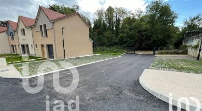 Maison 4 pièces de 82 m² à La Queue-en-Brie (94510)