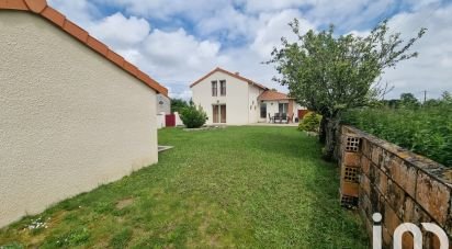 Longere 7 rooms of 130 m² in Nuaillé (49340)