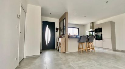 Maison 5 pièces de 110 m² à Chambéon (42110)