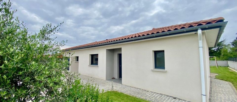 Maison 5 pièces de 110 m² à Chambéon (42110)