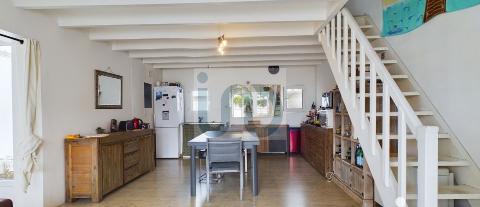 Maison 3 pièces de 71 m² à Rivedoux-Plage (17940)