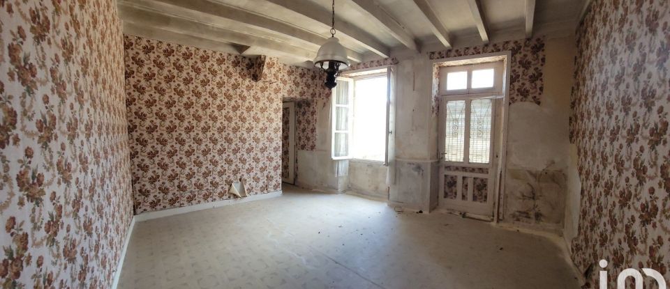 Longère 4 pièces de 75 m² à Montreuil-Bellay (49260)