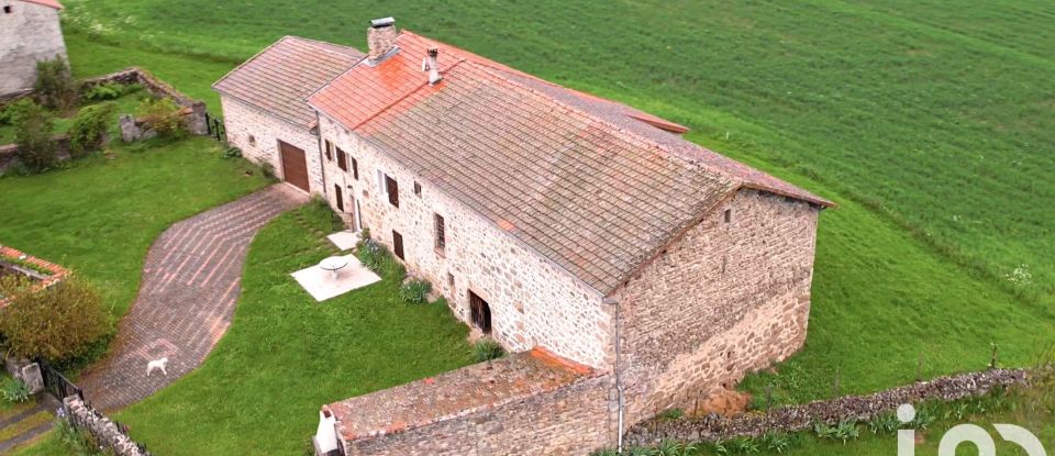 Country house 5 rooms of 125 m² in Monlet (43270)