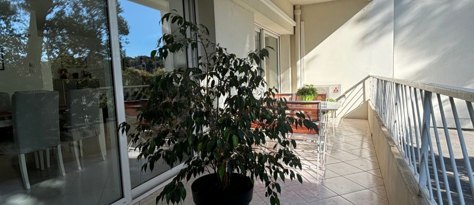 Appartement 4 pièces de 102 m² à Toulon (83000)