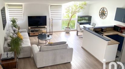 Apartment 4 rooms of 88 m² in Les Ulis (91940)