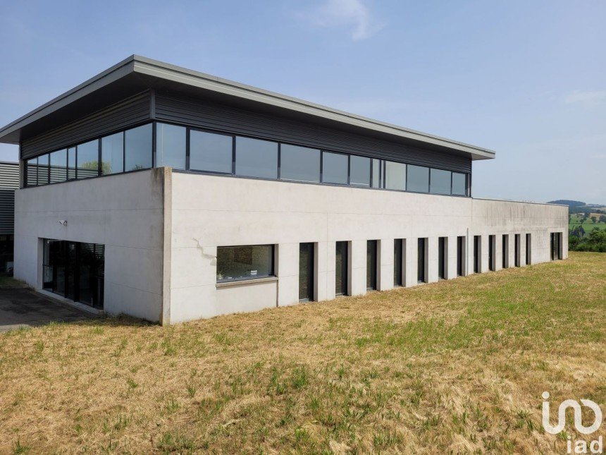 Offices of 753 m² in Saint-Symphorien-sur-Coise (69590)