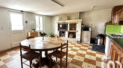 Longere 6 rooms of 138 m² in Villebernier (49400)