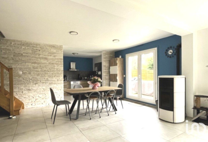 Maison 6 pièces de 138 m² à Bondoufle (91070)