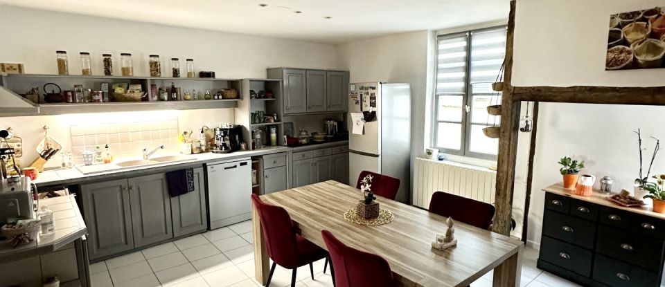 Town house 5 rooms of 125 m² in Figeac (46100)