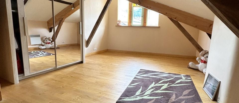 Town house 5 rooms of 125 m² in Figeac (46100)