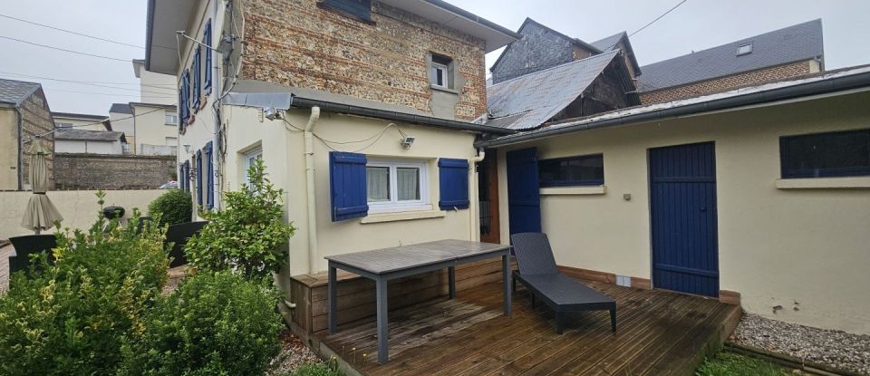 Maison 6 pièces de 159 m² à Rolleville (76133)