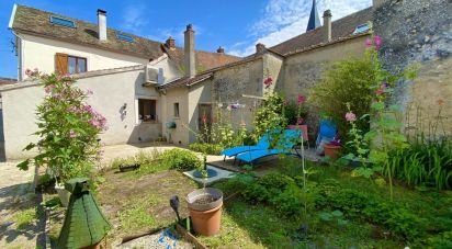 House 4 rooms of 94 m² in Tousson (77123)