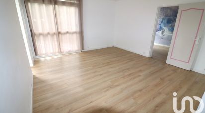 Apartment 4 rooms of 71 m² in Avon (77210)