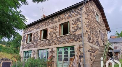 Maison traditionnelle 7 pièces de 113 m² à Lorcières (15320)