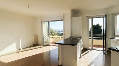 Apartment 3 rooms of 66 m² in Toulon (83000)