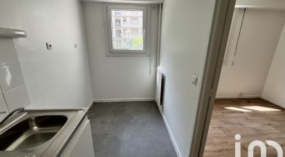 Appartement 1 pièce de 28 m² à Paris (75020)