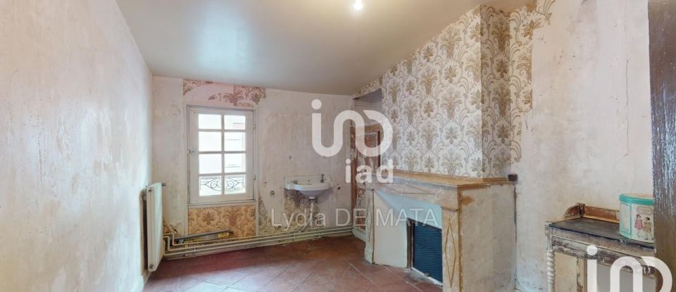 Village house 6 rooms of 250 m² in Launac (31330)