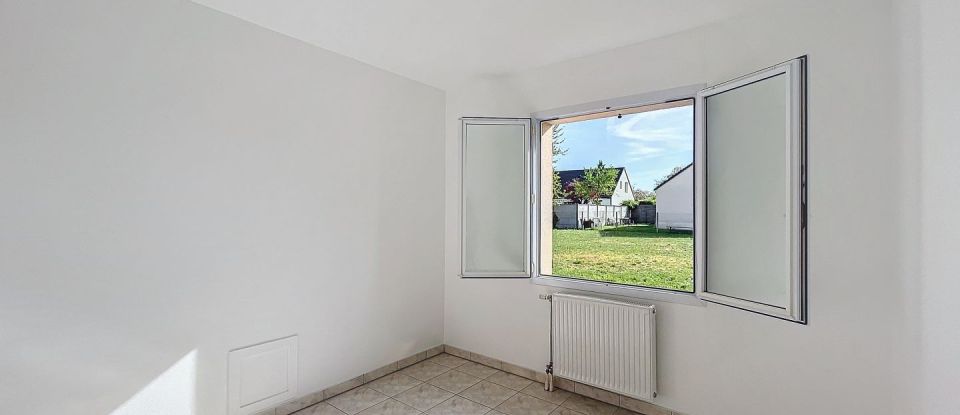 House 4 rooms of 93 m² in Pannes (45700)