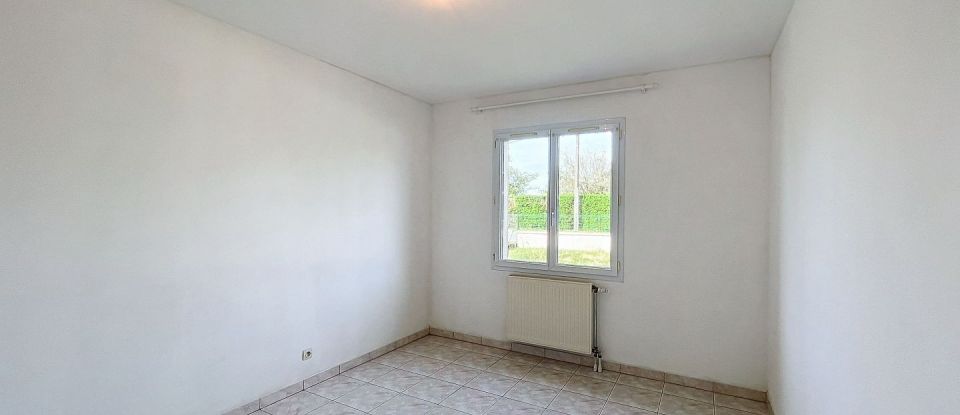 House 4 rooms of 93 m² in Pannes (45700)