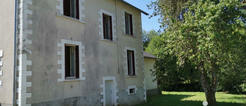 House 6 rooms of 143 m² in Le Mas-d'Artige (23100)