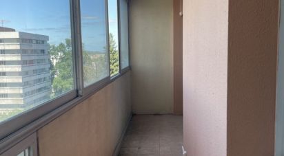 Apartment 4 rooms of 81 m² in Pau (64000)