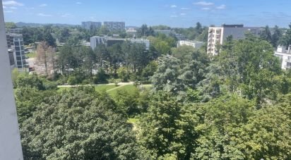 Apartment 4 rooms of 81 m² in Pau (64000)