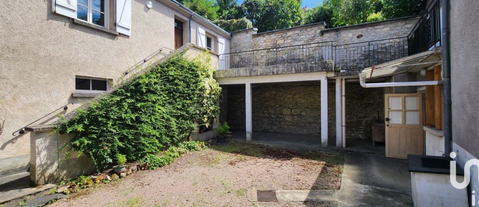 Maison 5 pièces de 127 m² à Le Pont-Chrétien-Chabenet (36800)