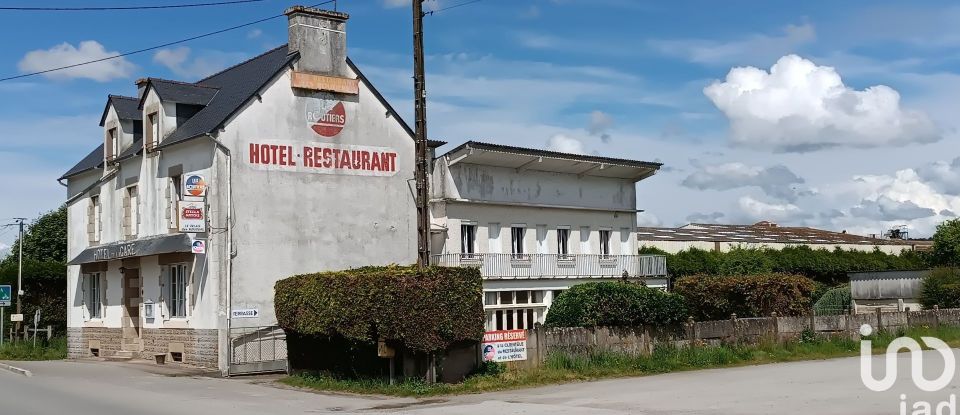 Hotel-restaurant of 584 m² in LA CHAPELLE-CARO (56460)