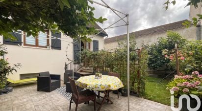 Pavilion 4 rooms of 82 m² in Drancy (93700)